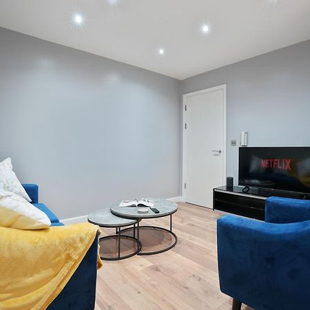Stylish Modern Home In Шефилд Экстерьер фото